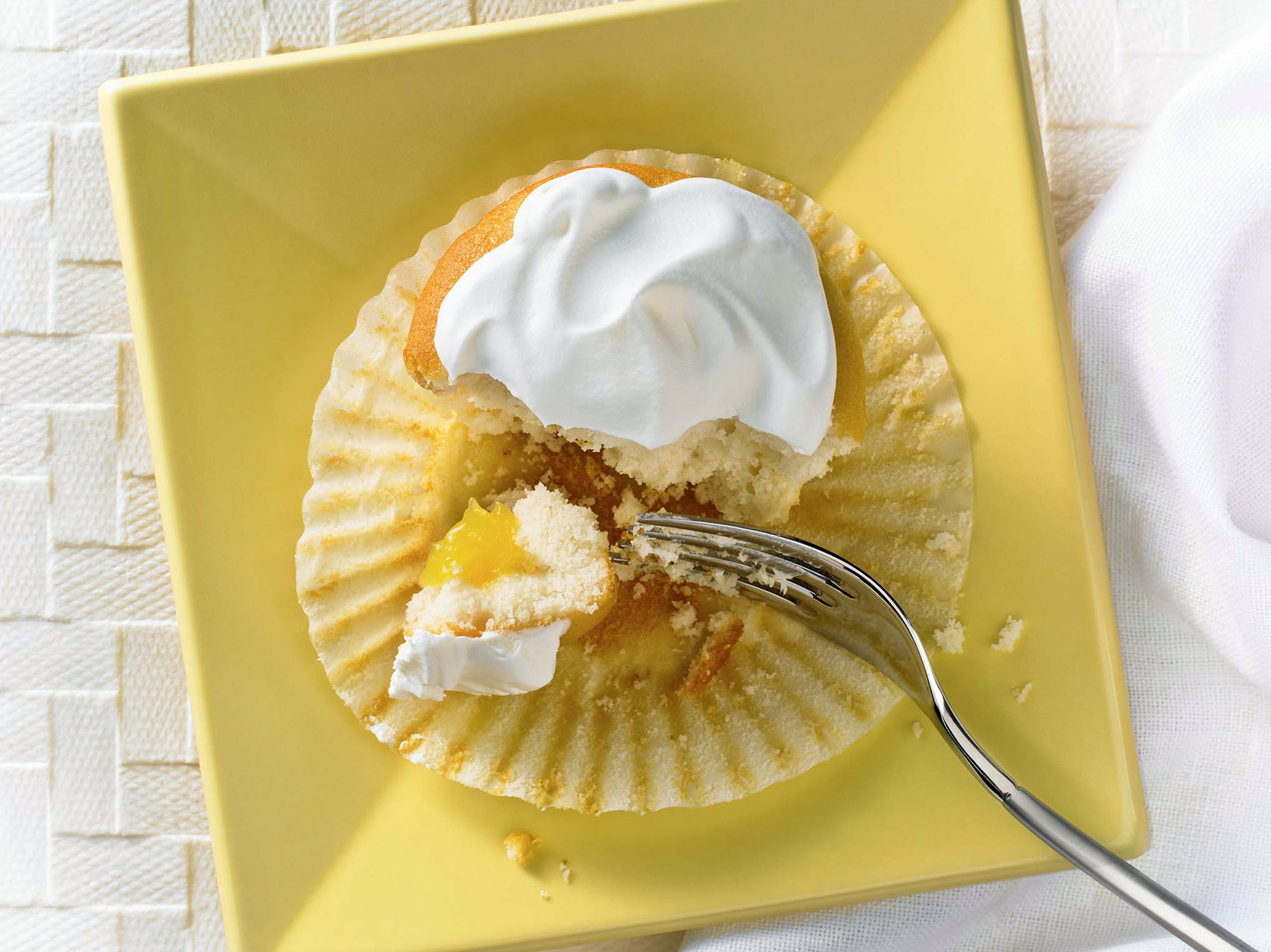Lemon-cupcake_3
